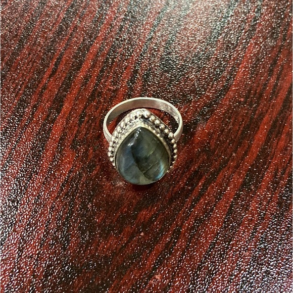 Labradorite ring - Picture 2 of 7